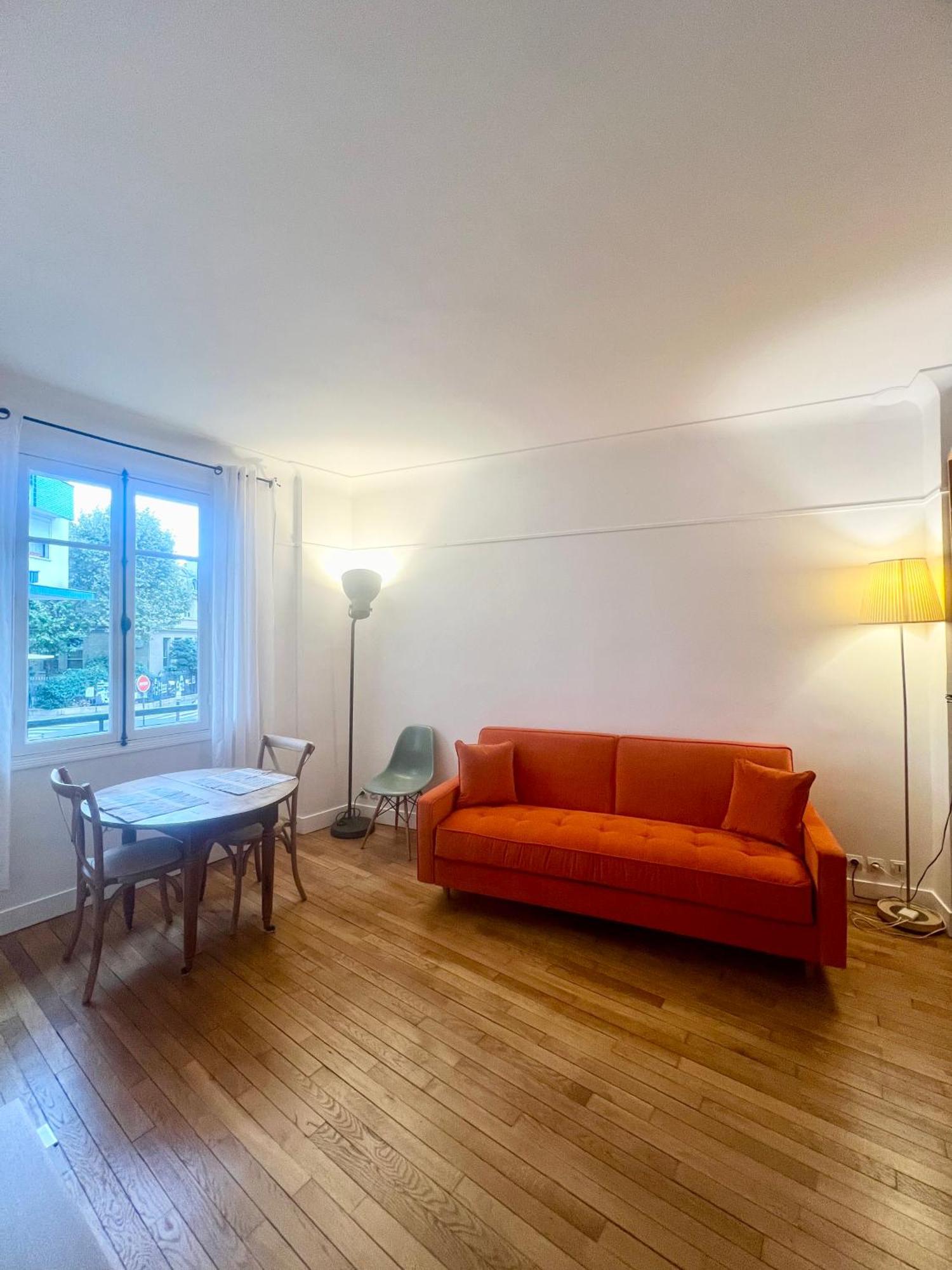 Appartement Entierement Renove Au Coeur De
